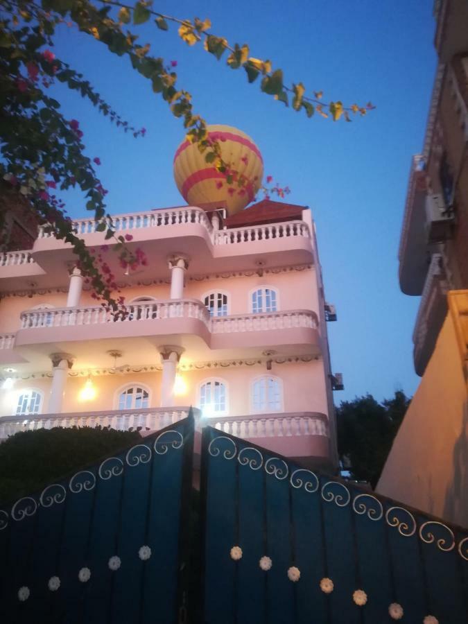 Luxor Palace Apartments Exterior photo
